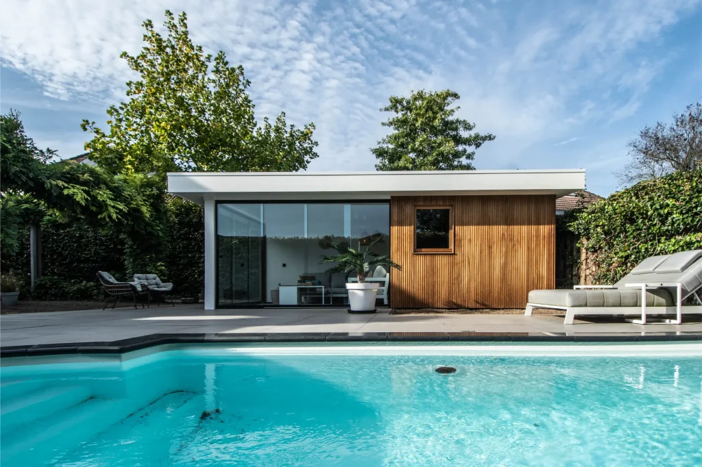 Poolhouse